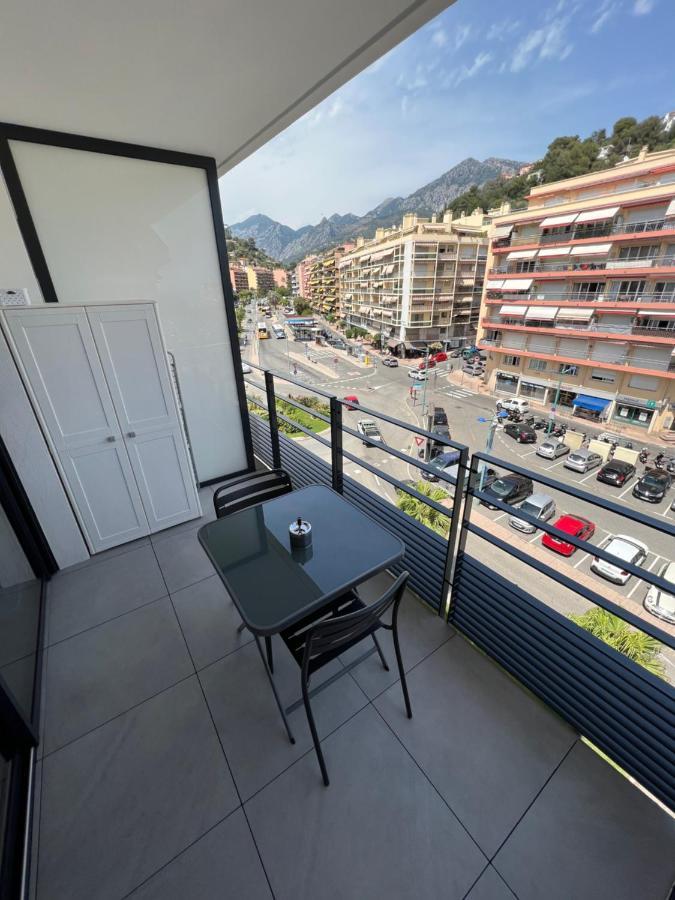 Appartement Tout Equipe Centre Ville Menton Exterior foto